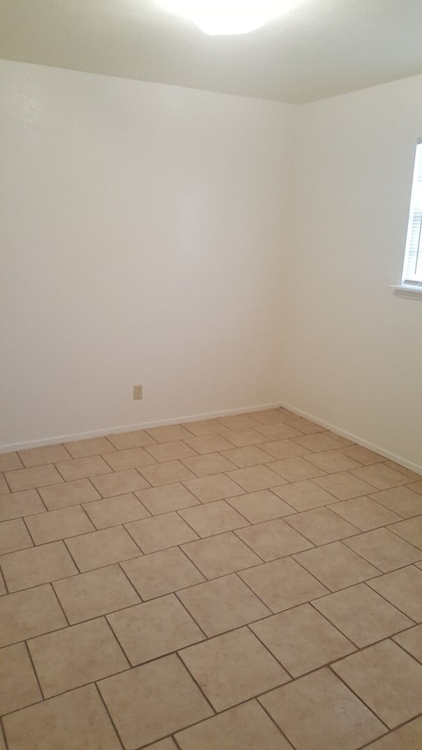 Photo - Very Nice 2 Bedoom Apartment at Mirabella ... Unit I