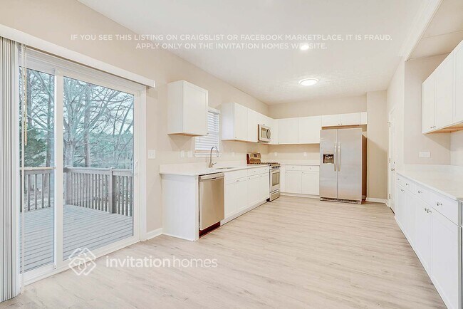 Photo - 482 Waterfront Dr