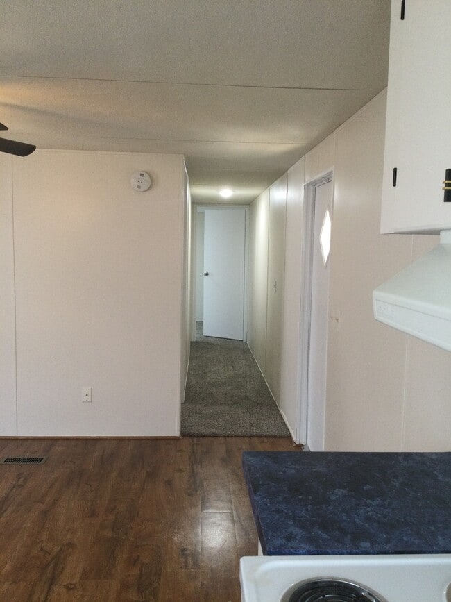 Photo - 506B Stratford St