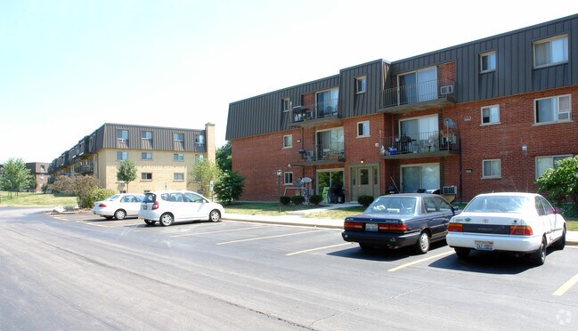 Photo - Fairway Greens Apartments