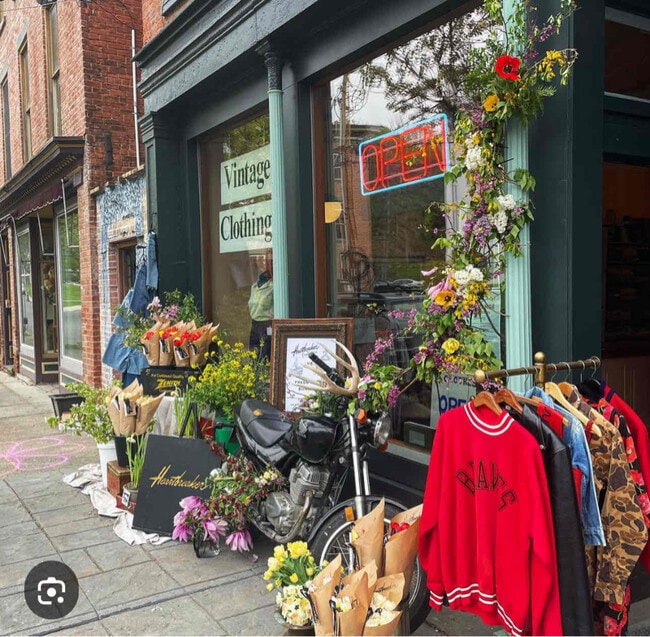 Photo - 19 Lafayette Ave