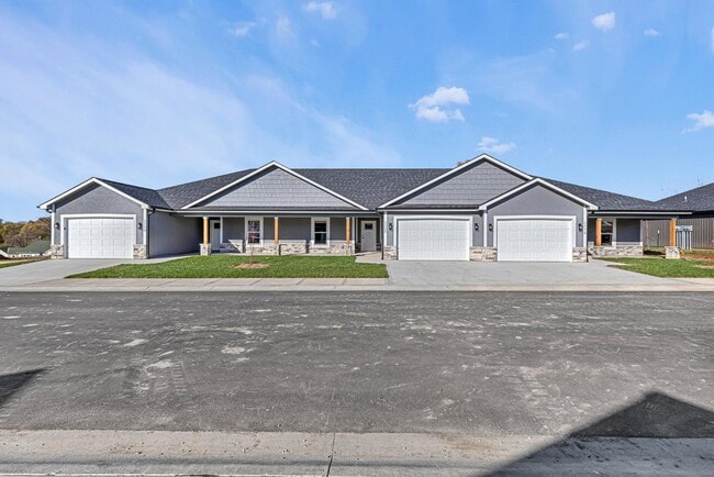 Photo - 73 Fulkerson Cir