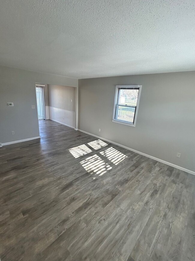 Photo - 7615 Walnut Ave Unit 7617