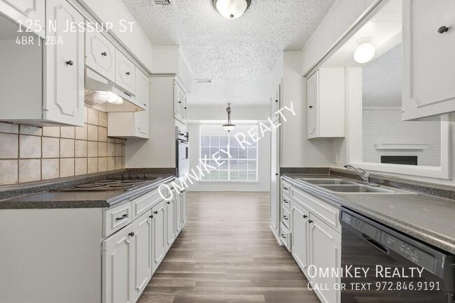 Photo - 125 N Jessup St