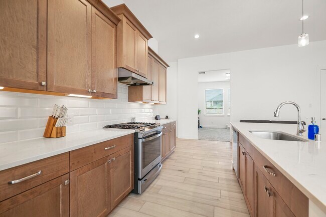 Photo - 7403 Hanover Ln