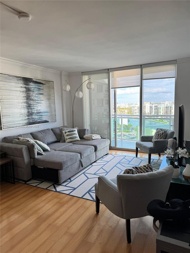 Building Photo - 3001 S Ocean Dr Unit 1539 Rental