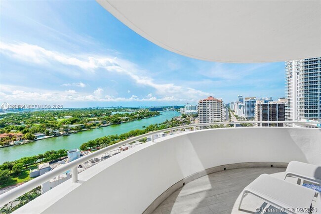 6301 Collins Ave Unit 807