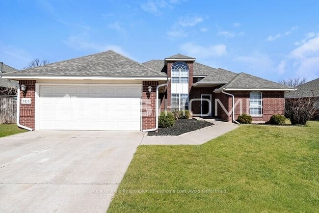 Building Photo - 3813 Crail Dr