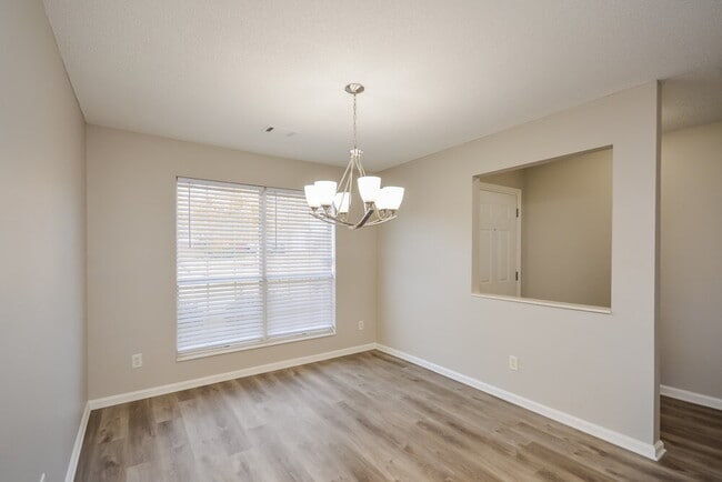 Photo - 4897 Truitt Ln