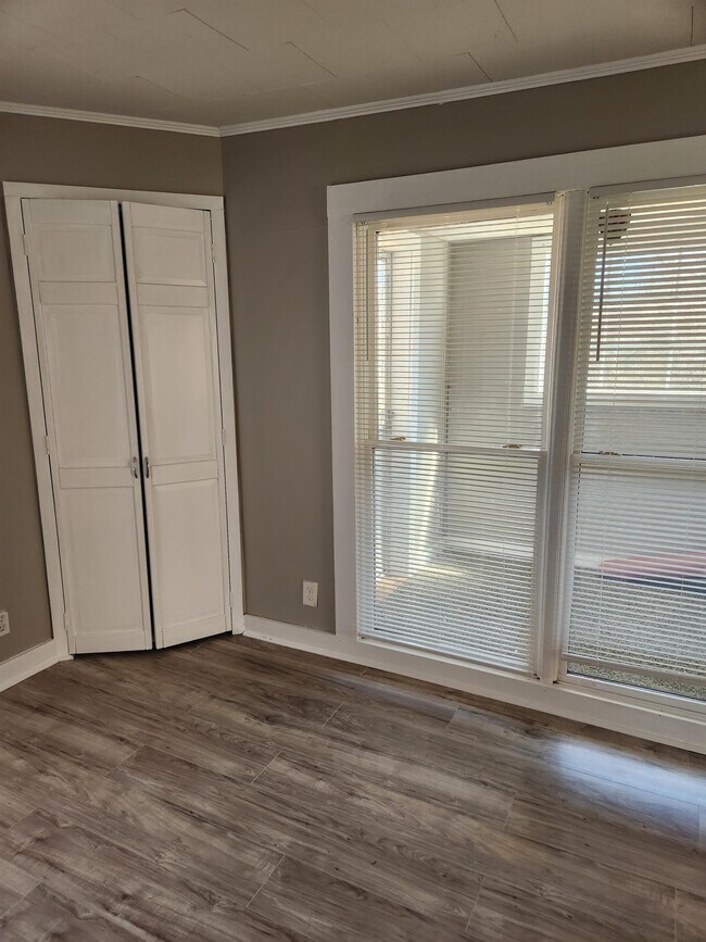 Photo - 605 S 11th St