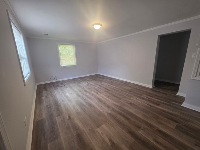 Photo - 212 Oak St Unit 3 Bedroom House on Oak Street
