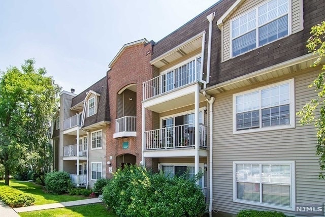 Photo - 38 Garden Pl Unidad Crown Village