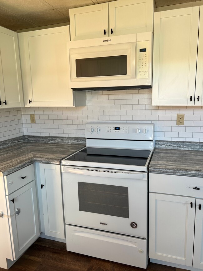 Photo - 18302 Danville-Jelloway Rd