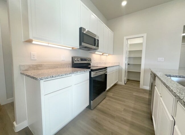 Photo - 309 Panhandle Dr