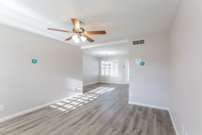 Photo - 8402 S 15th Way