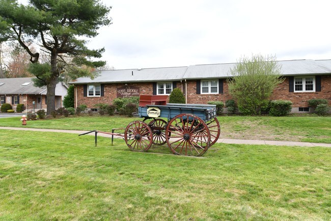 Photo - Sunny Brooke Village