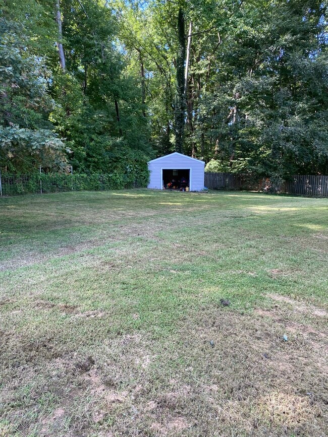 Photo - 2212 Westwood Dr