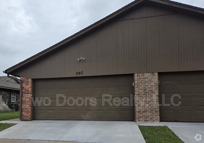 Building Photo - 507 Peppertree Ln Rental