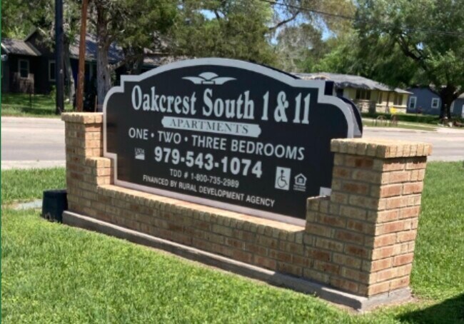 Photo - 1415 W Norris St Unit 50