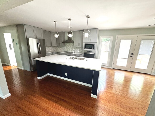 Photo - 118 Green Meadows Dr