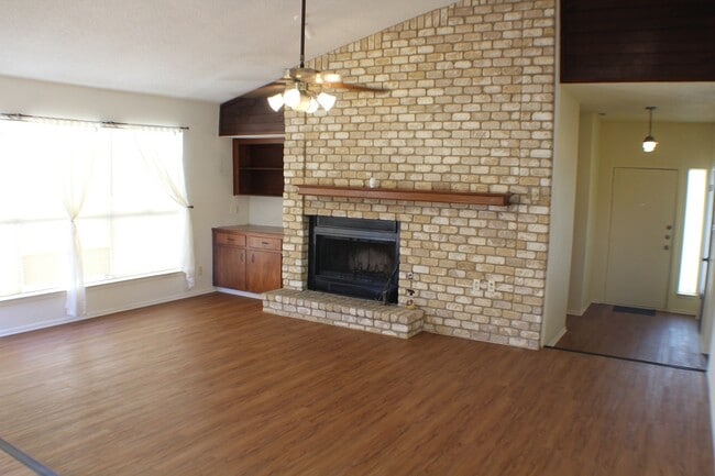 Photo - Gorgeous garden style home in San Antonio. Realtor Commission: $300