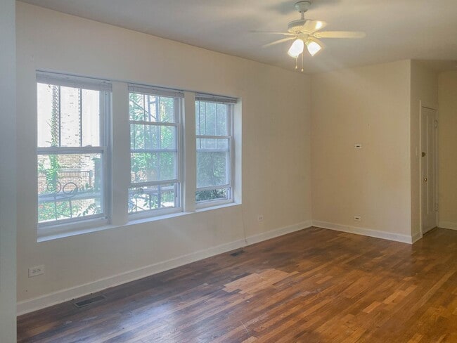 Building Photo - 3529 N Broadway St Unit 1