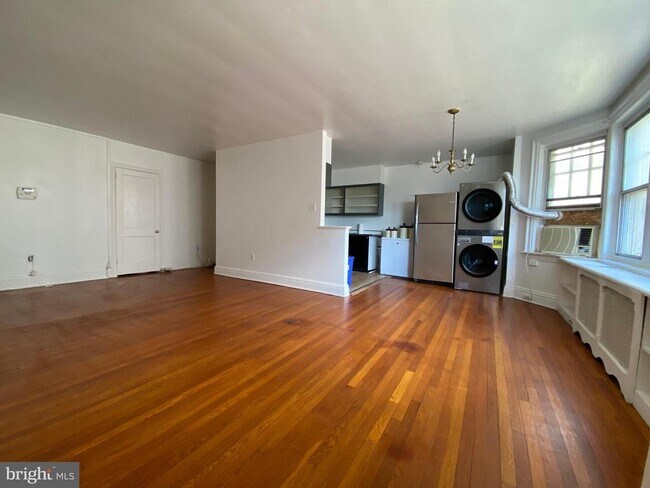 Photo - 4643 Pine St Unit C510