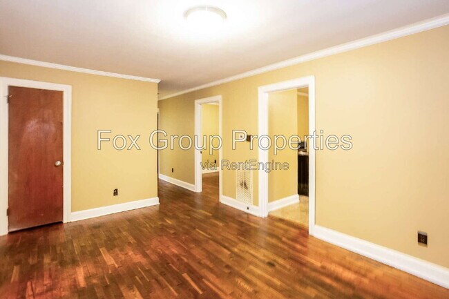 526 Hickory Ave