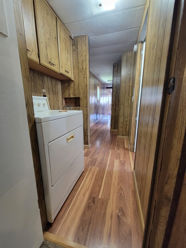 Photo - 636 5th St