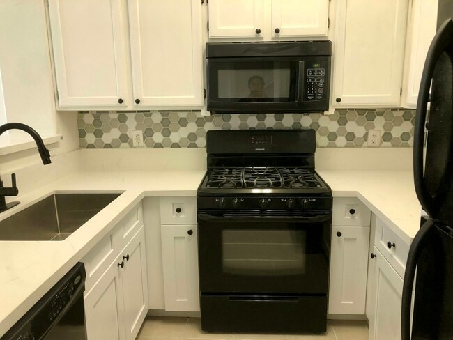 Photo - 1012 Dusty Creek St