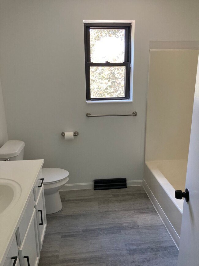 Photo - 720 Water St Unidad 2nd Floor