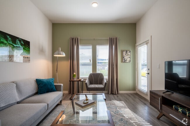Photo - The Palmer Apartments