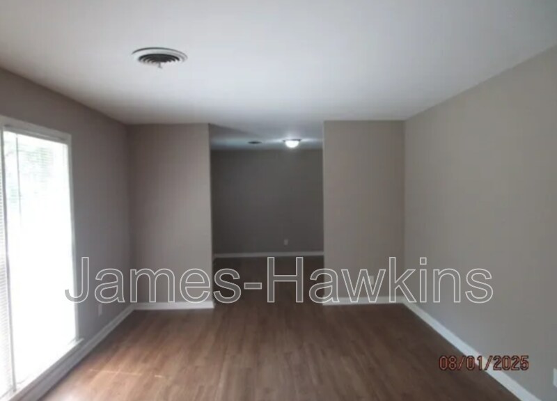 Photo - 3858 Antoinette Dr