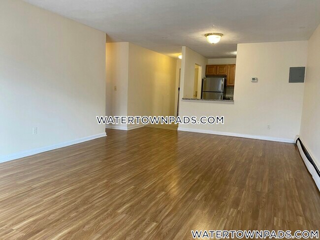245 Main St Unidad 17