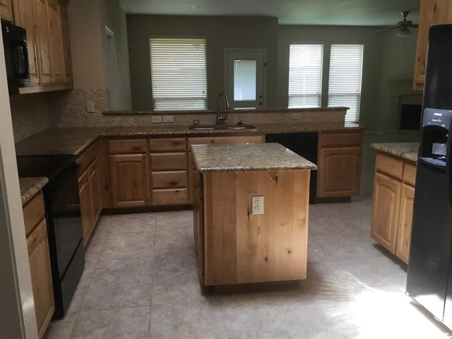 Photo - 3101 Hornbeam St