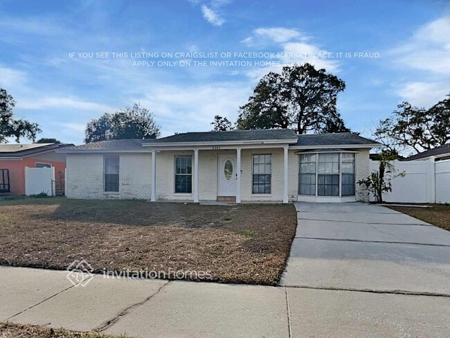 Building Photo - 8261 Greenleaf Cir