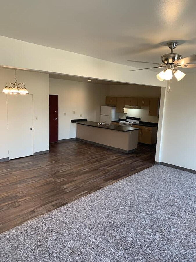 Photo - 103 N Wisconsin St Unit 300