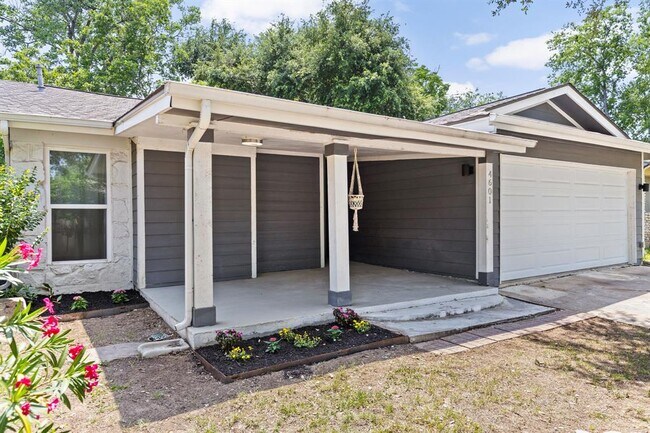 Photo - 4601 Candletree Ln