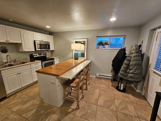 Photo - 1623 E Mullan Ave