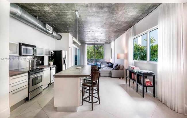 Photo - 1700 Meridian Ave Unit 208