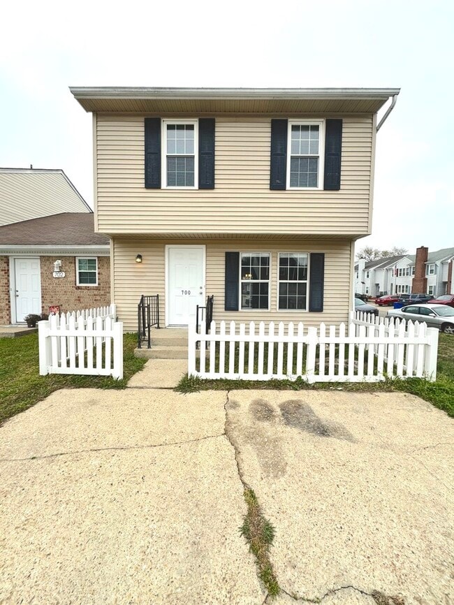 2 bed 3 bath home in Virginia Beach - 2 bed 3 bath home in Virginia Beach