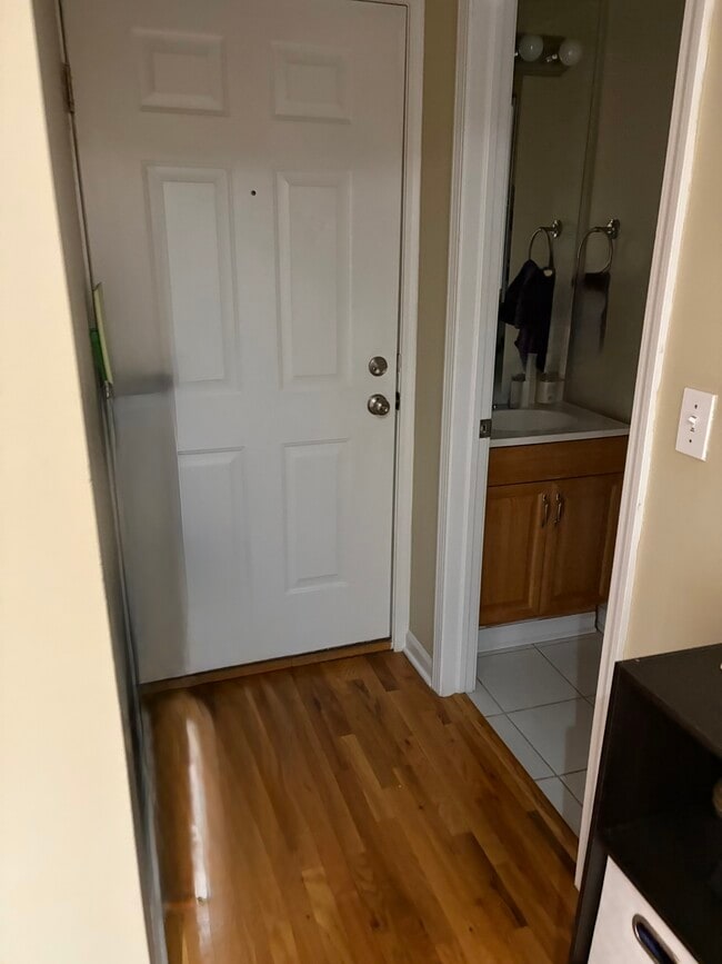 Photo - 3654 N Marshfield Ave Unit MarshfieldCoachHouse#1