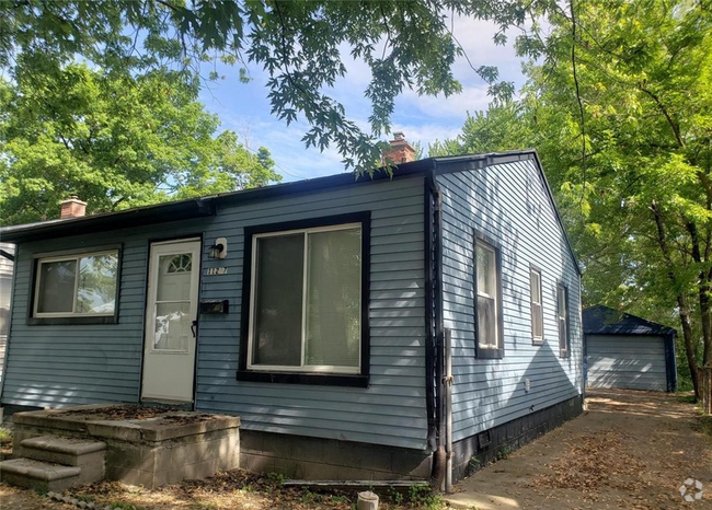 Building Photo - Charming 3 Bedroom w/ Garage in Warren Rental