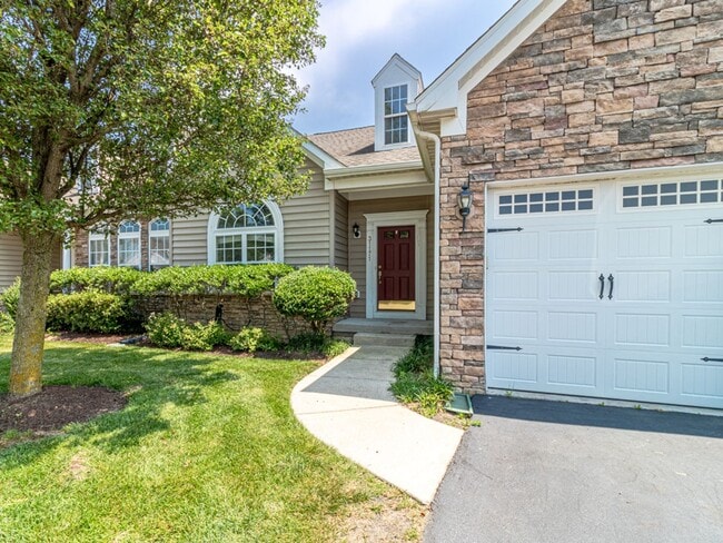 Building Photo - Unfurnished 3-Bedroom, 2.5-Bathroom Long-T... Rental