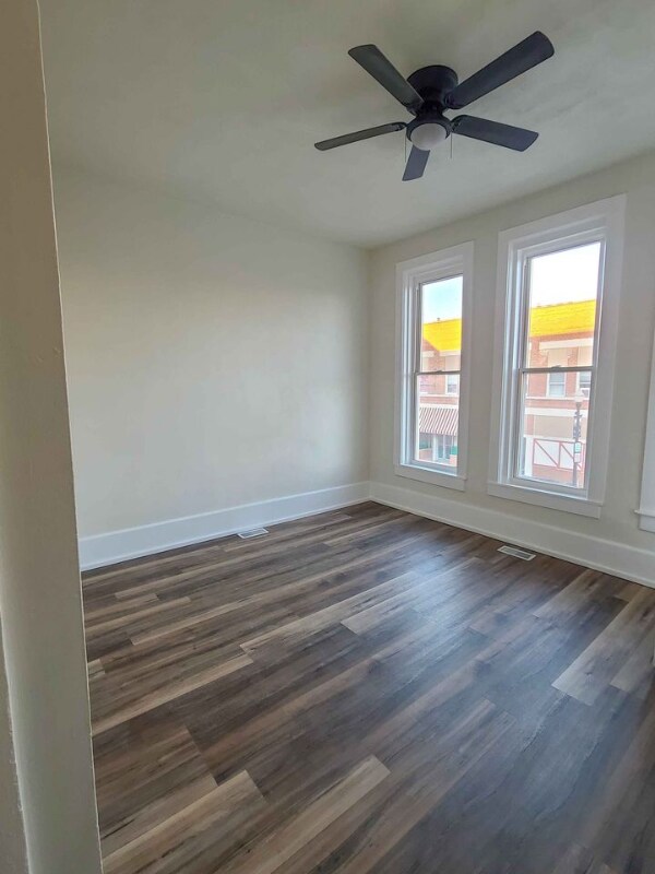 Photo - 103.5 N Main St