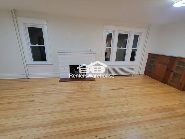 Photo - 314 St Olaf Ave