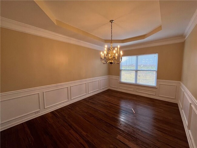 Photo - 1265 Wondering Way