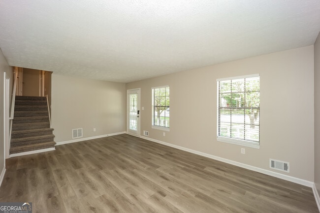 Photo - 5946 Twilight Trail