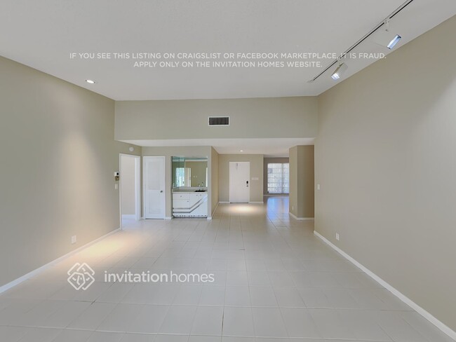 Photo - 4803 Bayberry Ln