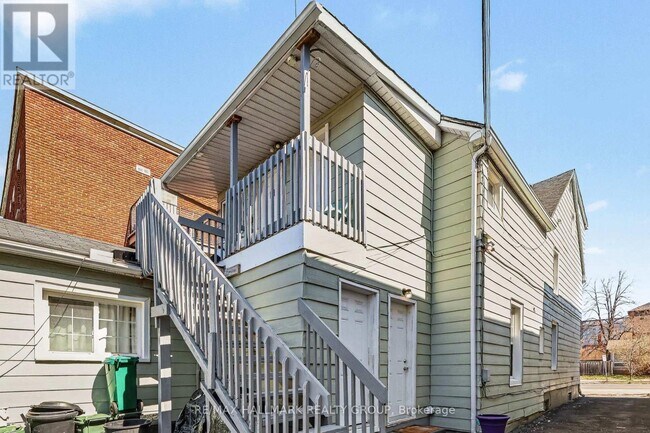 Photo - 64 Cobourg St Unit 2